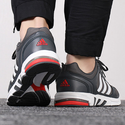阿迪達(dá)斯男款休閑運(yùn)動(dòng)跑步鞋G28171 舒適與型格的完美融合