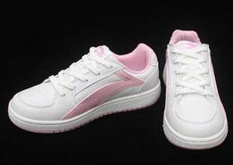 李寧女式運(yùn)動(dòng)鞋與配件選購(gòu)指南——漢中折扣店產(chǎn)品分類解析