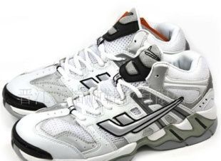 潮流與性價比并存——批發0排球鞋、回力運動鞋及新潮款式鞋類配件轉讓